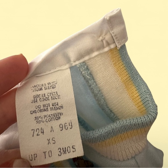 Vintage blue baby romper with yellow trim and teddy bear embroidery - Picture 4 of 4